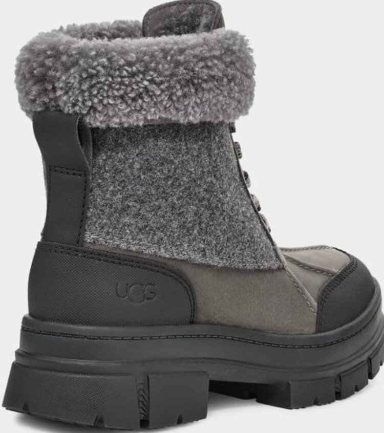 UGG UGG Women's Addie Tipped Charcoal