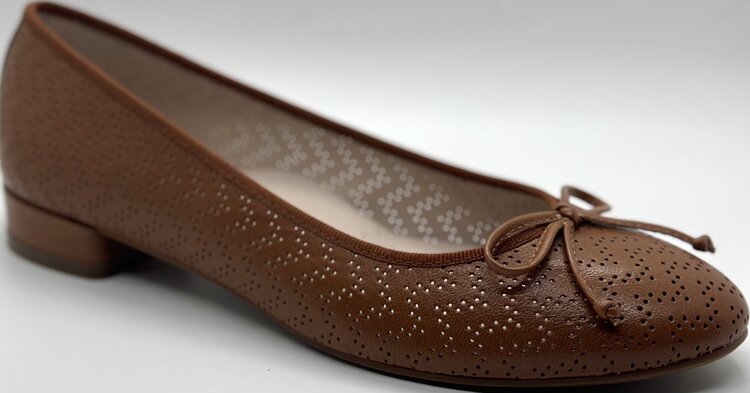 Beberlis Beberlis Women’s Chestnut Sophia Shoe