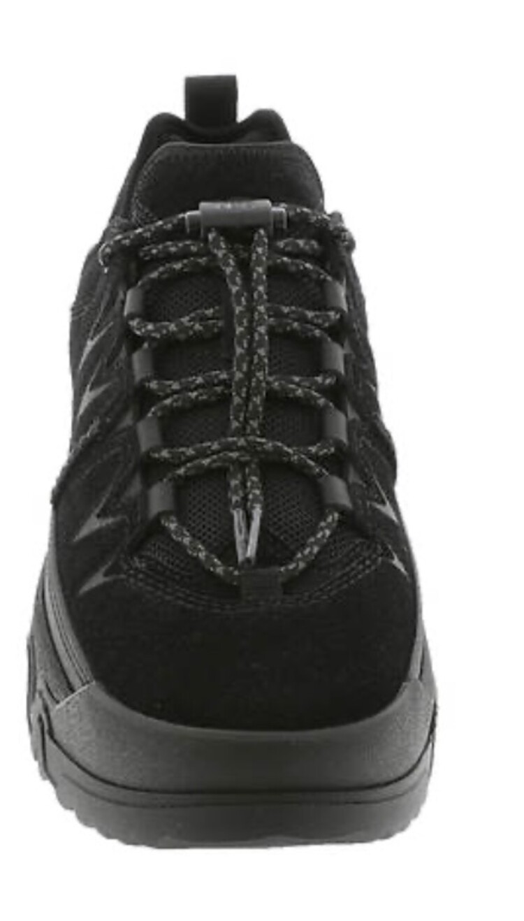 UGG UGG Women's Black Captrail Low