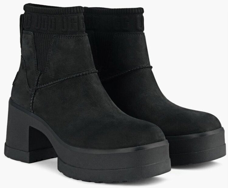 UGG UGG Women's Black Moxy Chelsea
