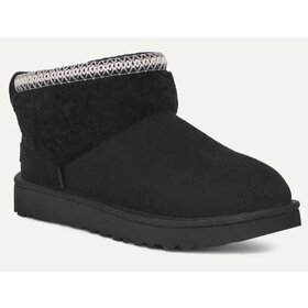 UGG UGG Women’s Classic Ultra Mini Maxi Curly Black