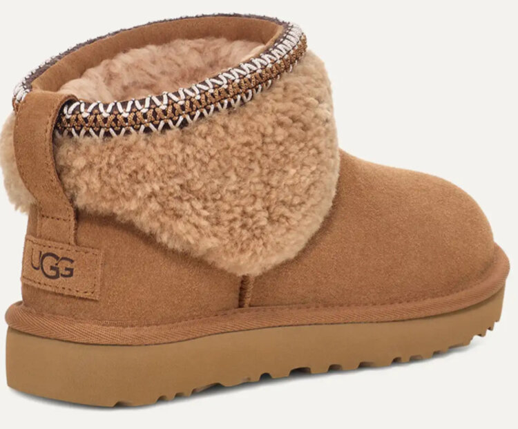 UGG UGG Women’s Classic Ultra Mini Maxi Curly Chestnut