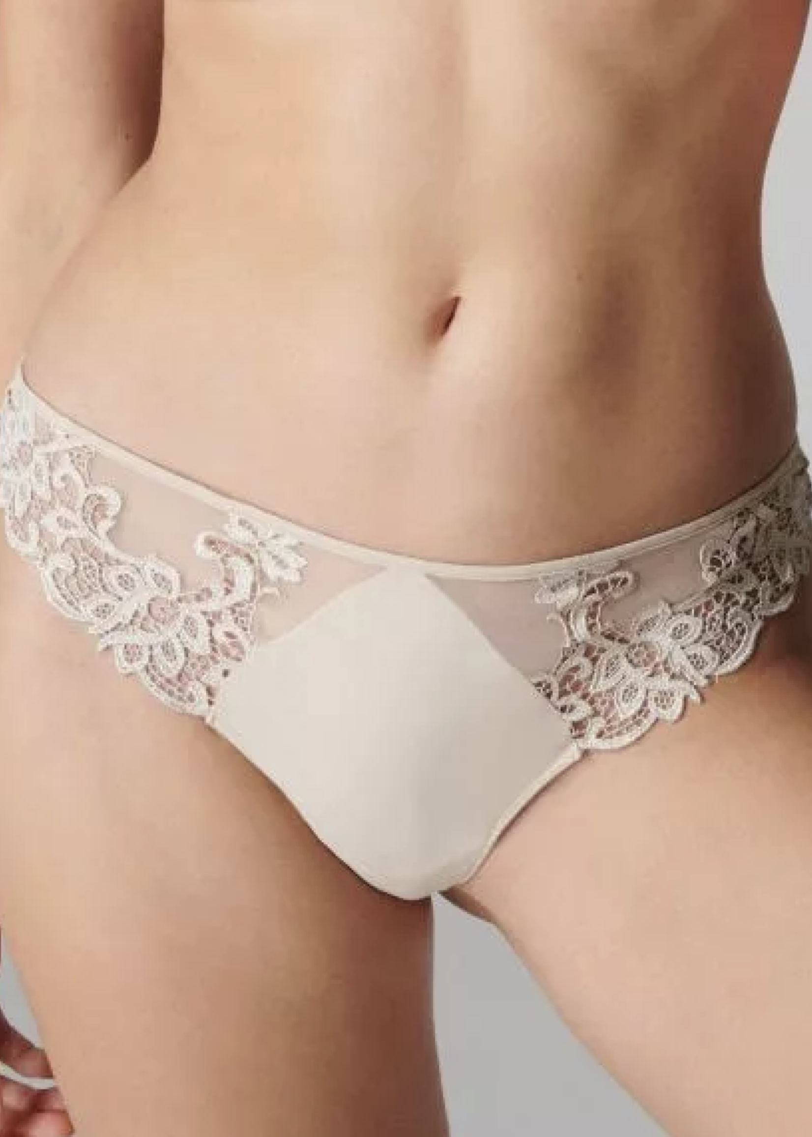 Simone Perele Saga Thong