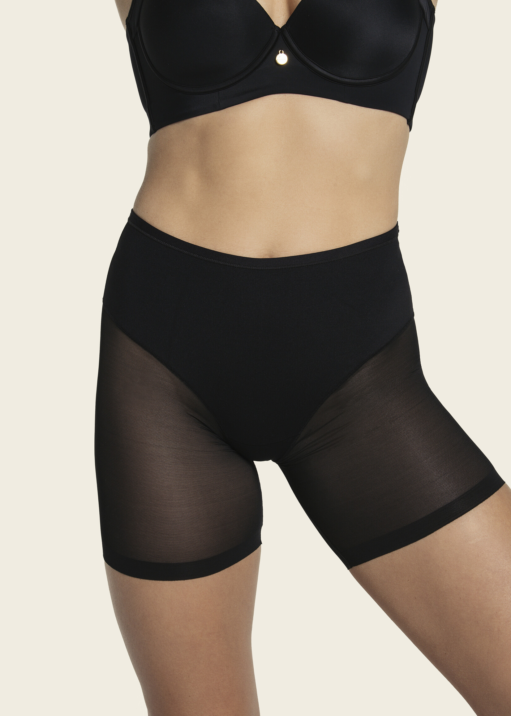 Leonisa Truly Undetectable Sheer Shaper Short
