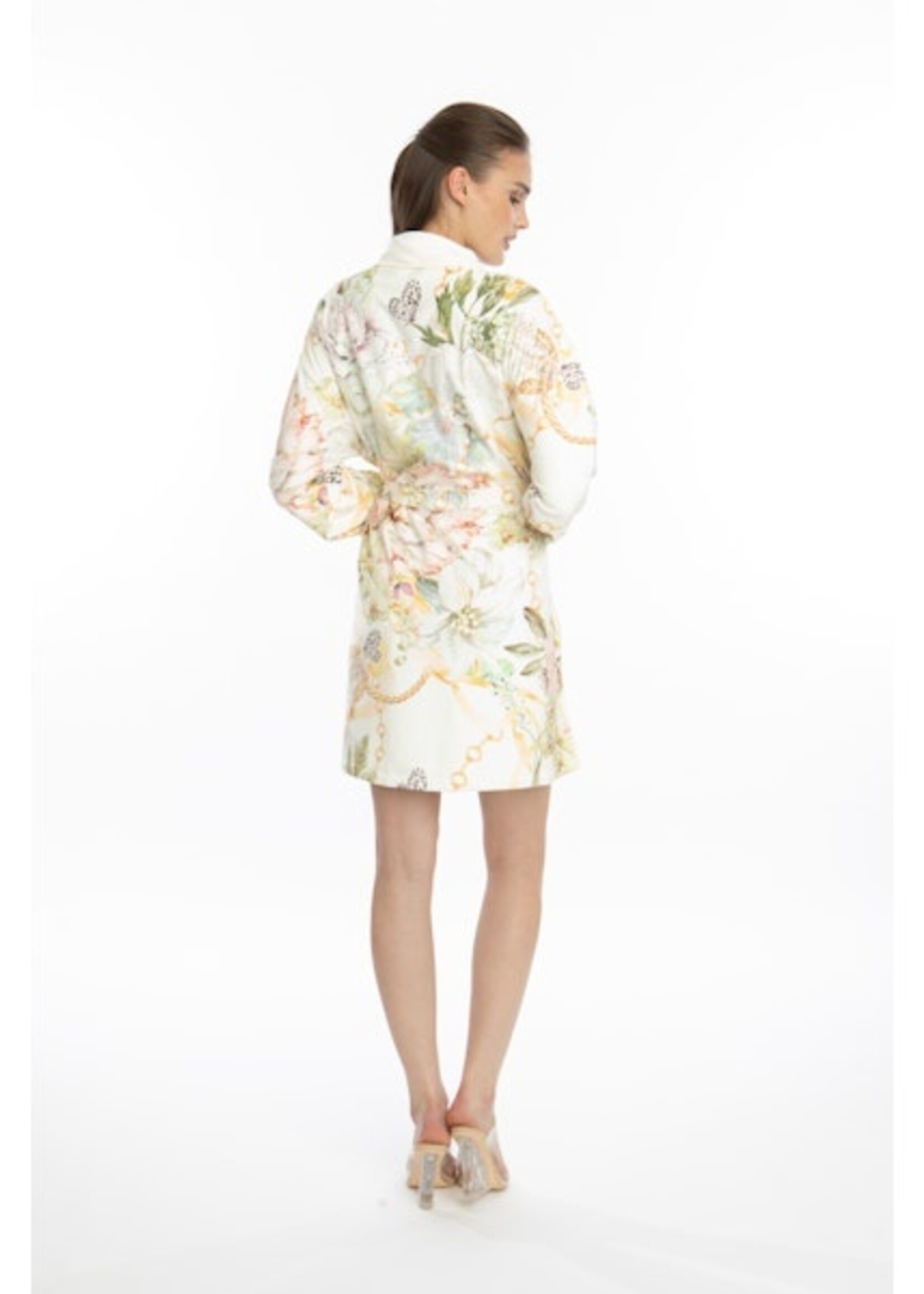 Wrap Up Wrap Up by VP Short Robe