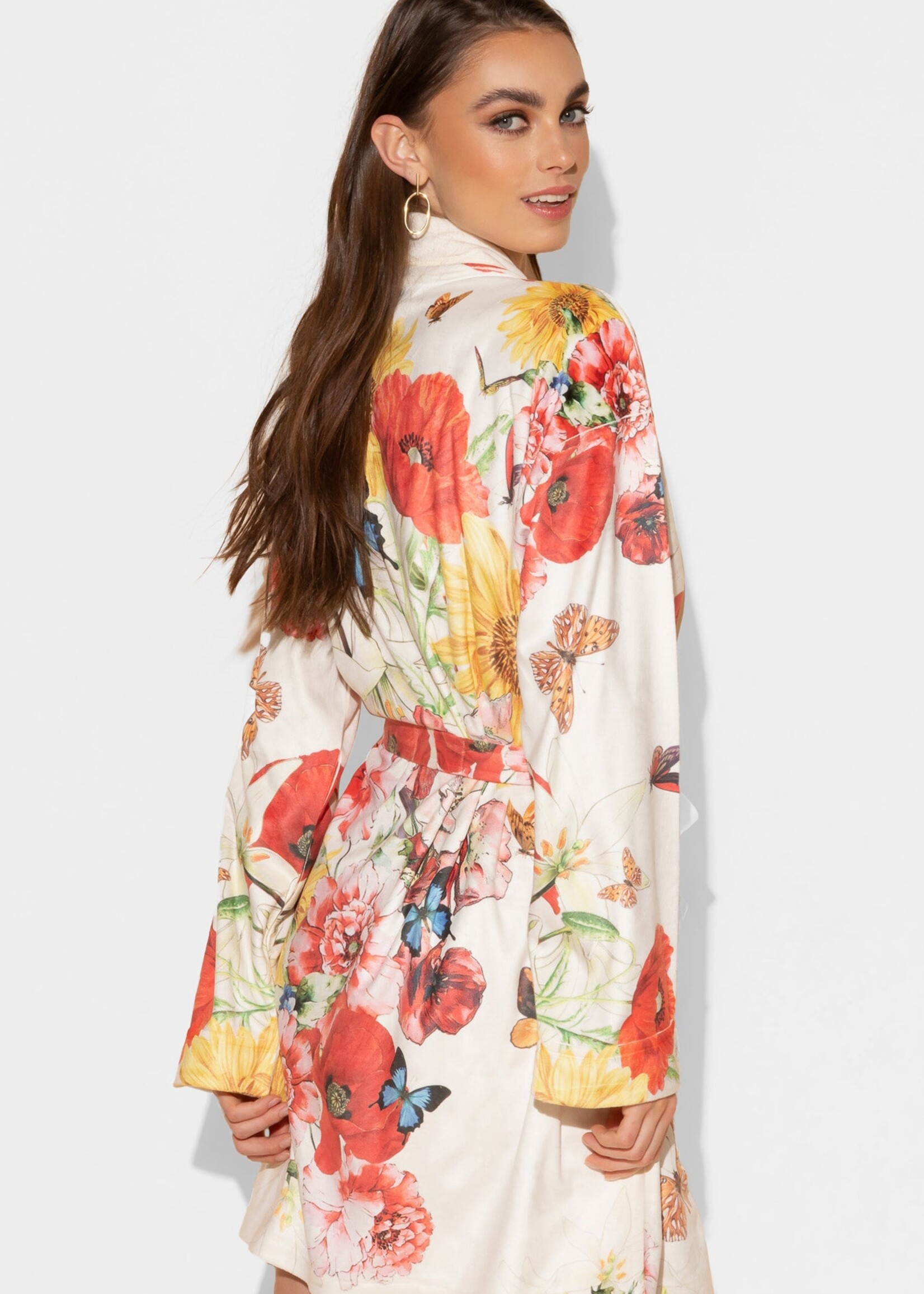 Wrap Up Wrap Up by VP Short Robe