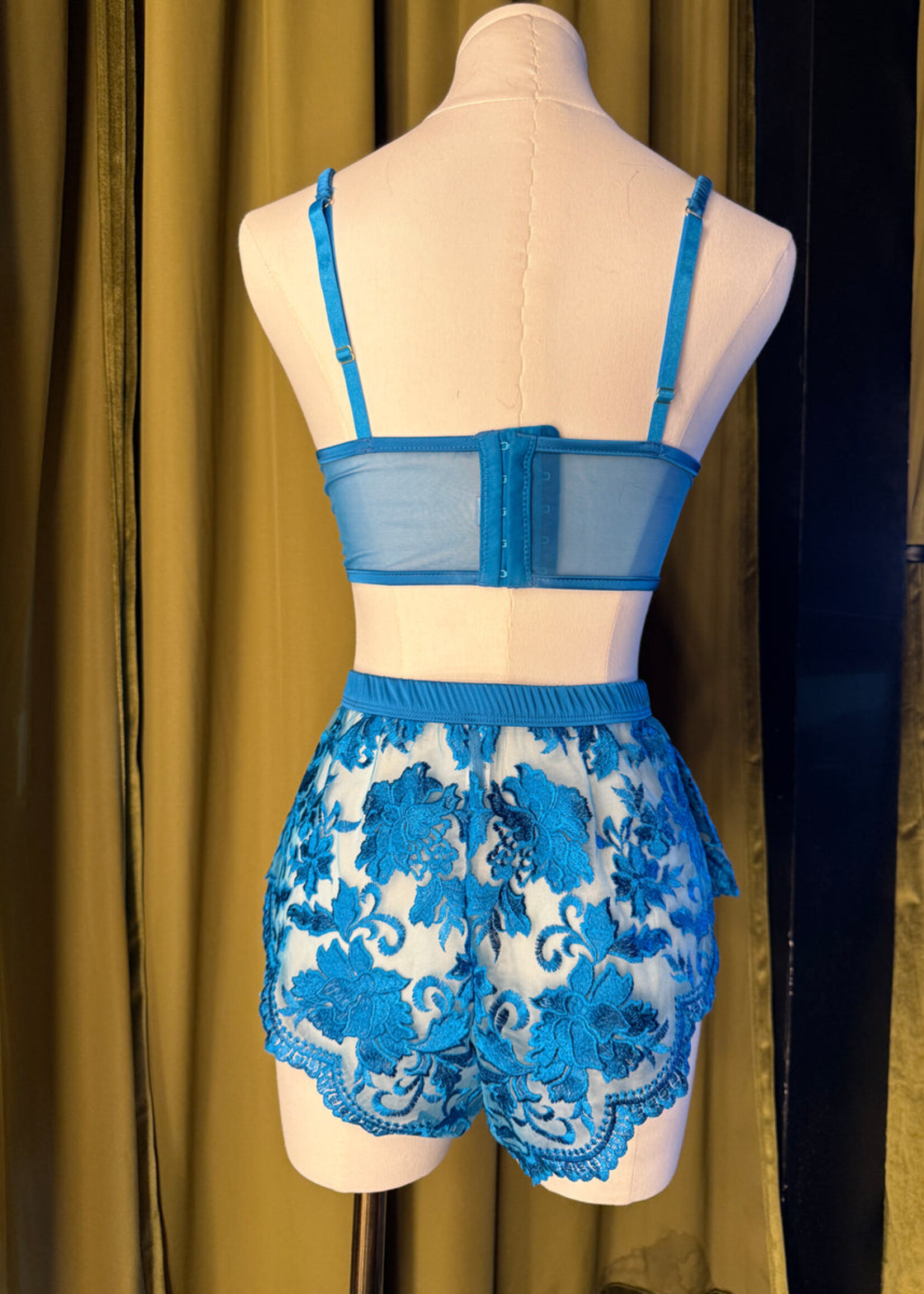 Kilo Brava The Embroidery Collection Tap Shorts