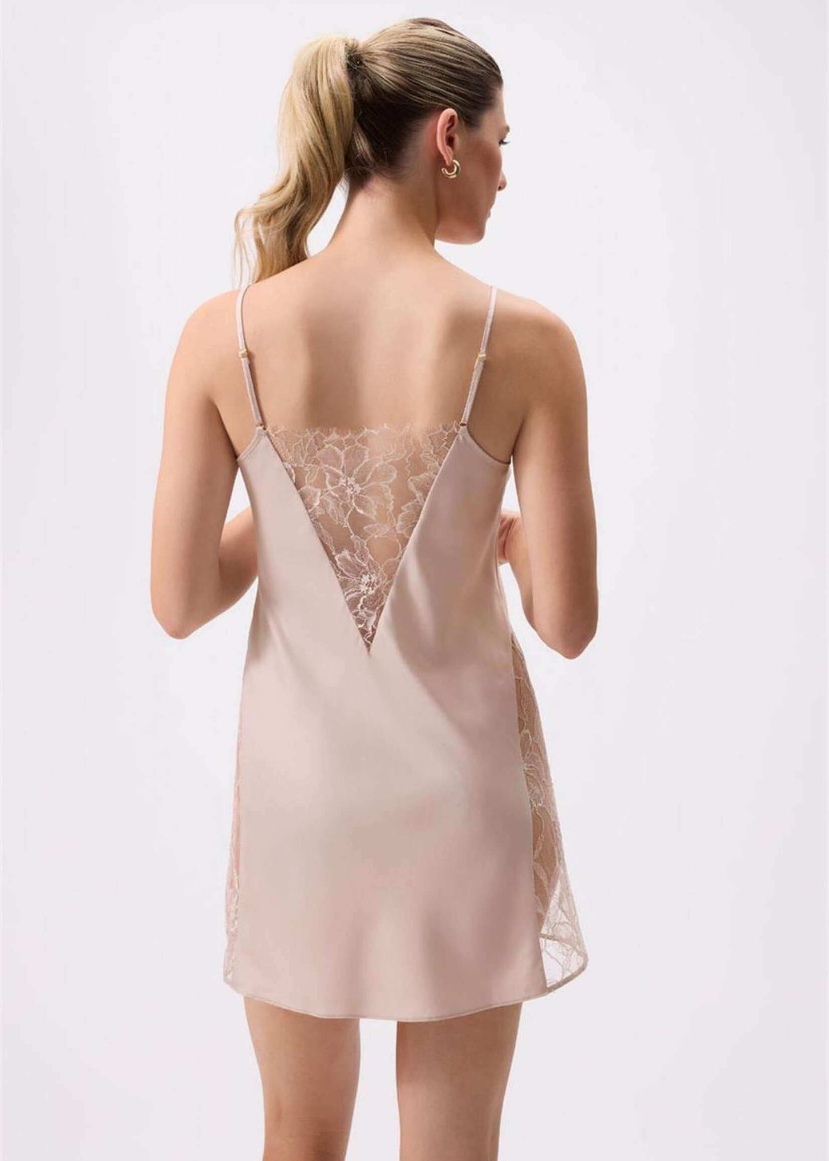 Rya Sincerity Chemise
