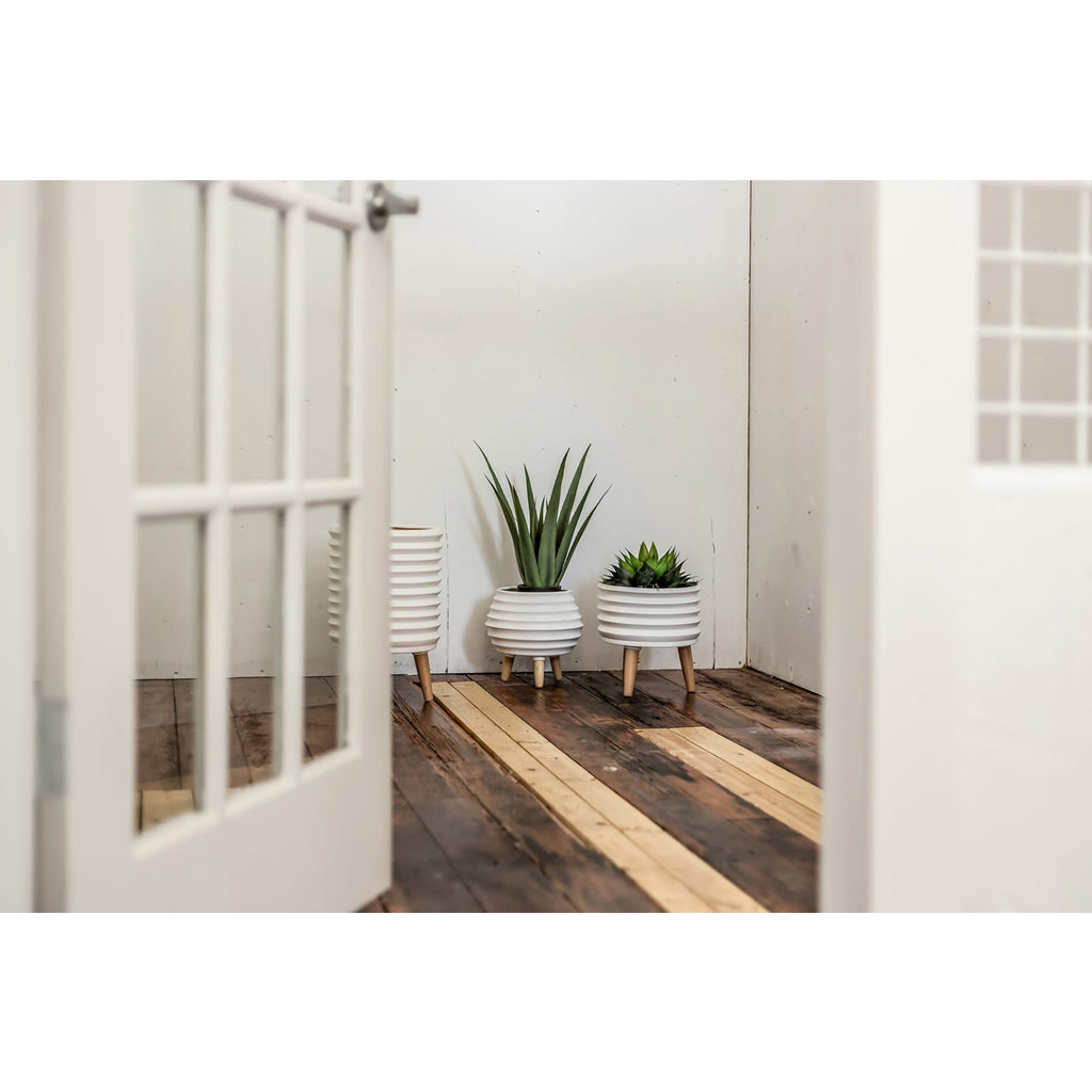 Style In Form Circa Coil Planter - Short
