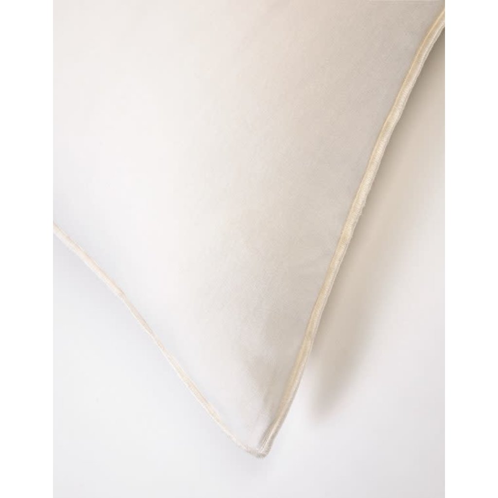 Amity Home Sloane Pillow - Ivory