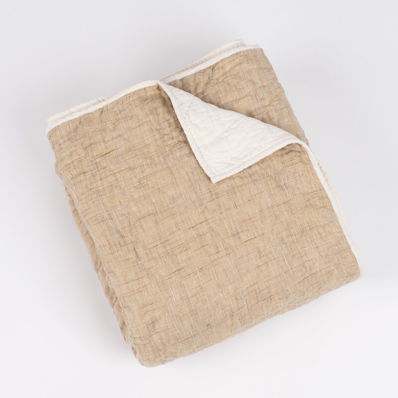 Amity Home Adley Quilt - Champagne - King