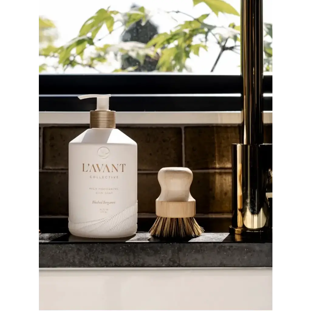 L'AVANT Collective Blushed Bergamot Dish Soap