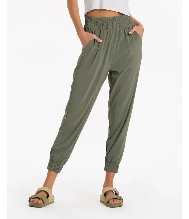 WOMEN'S VUORI VILLA JOGGER