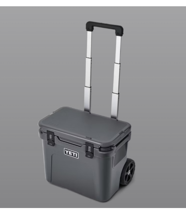 YETI ROADIE 32 WHEELED COOLER