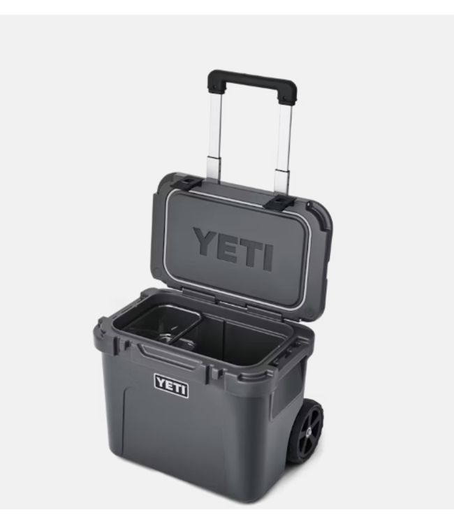 YETI ROADIE 32 WHEELED COOLER