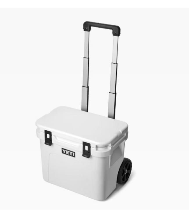 YETI ROADIE 32 WHEELED COOLER