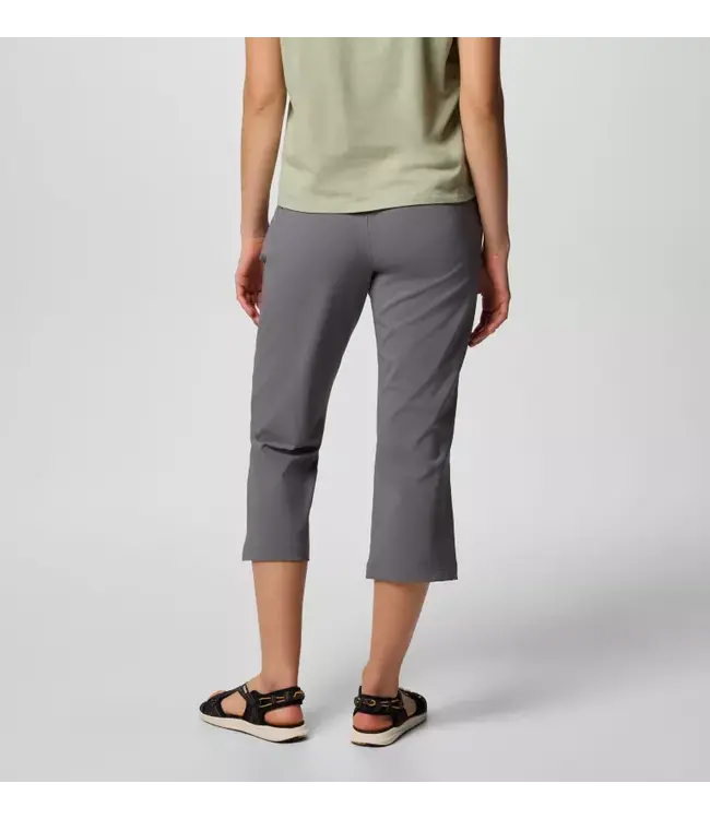 WOMEN'S COLUMBIA ALL SEASONS CAPRIS (23" INSEAM)