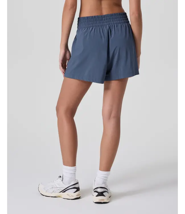 WOMEN'S VUORI VILLA SHORT