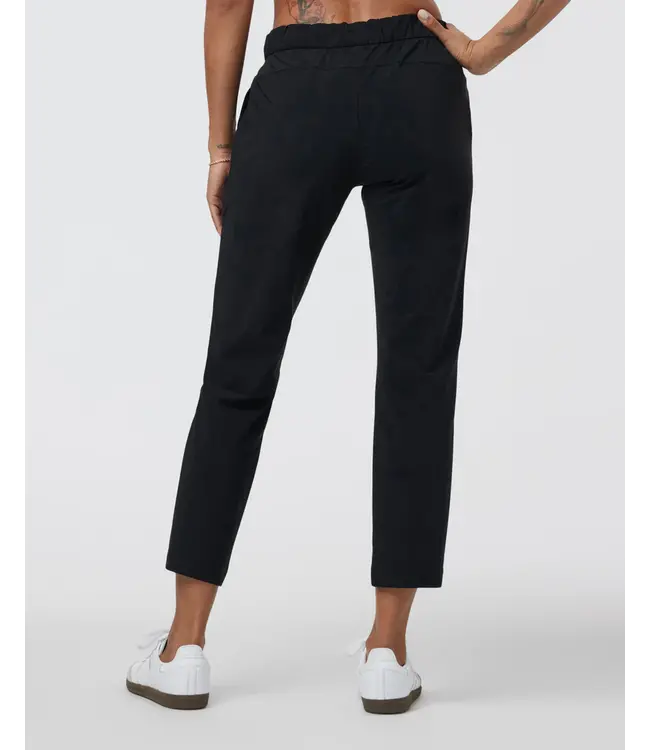 WOMEN'S VUORI MILES ANKLE PANT