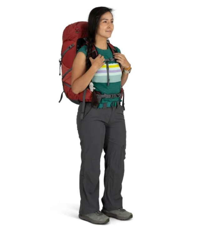 WOMEN'S OSPREY TEMPEST 33 BACKPACK (33 L)