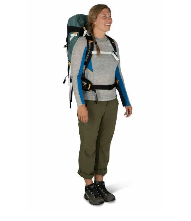 WOMEN'S OSPREY SIRRUS 36 BACKPACK (36 L)