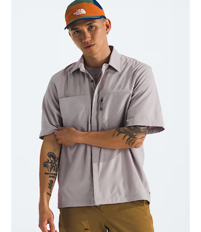 MEN’S THE NORTH FACE SHORT-SLEEVE LIGHTRANGE SHIRT