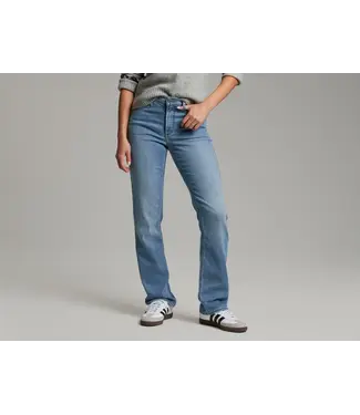 KUHL WOMEN'S KUHL KONTOUR FORM STRAIGHT DENIM