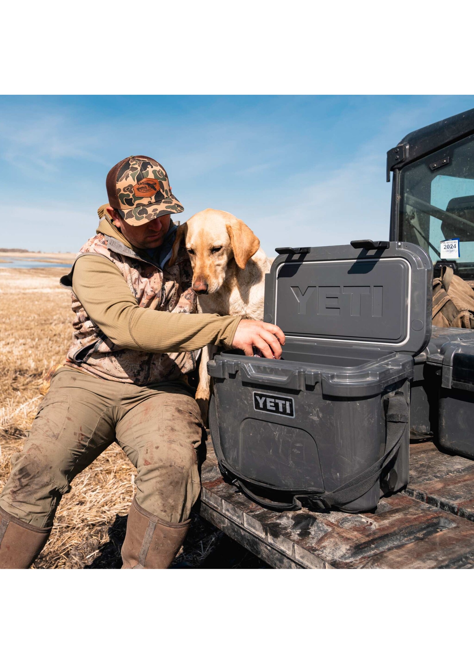 YETI Coolers Yeti Roadie 15 Charcoal