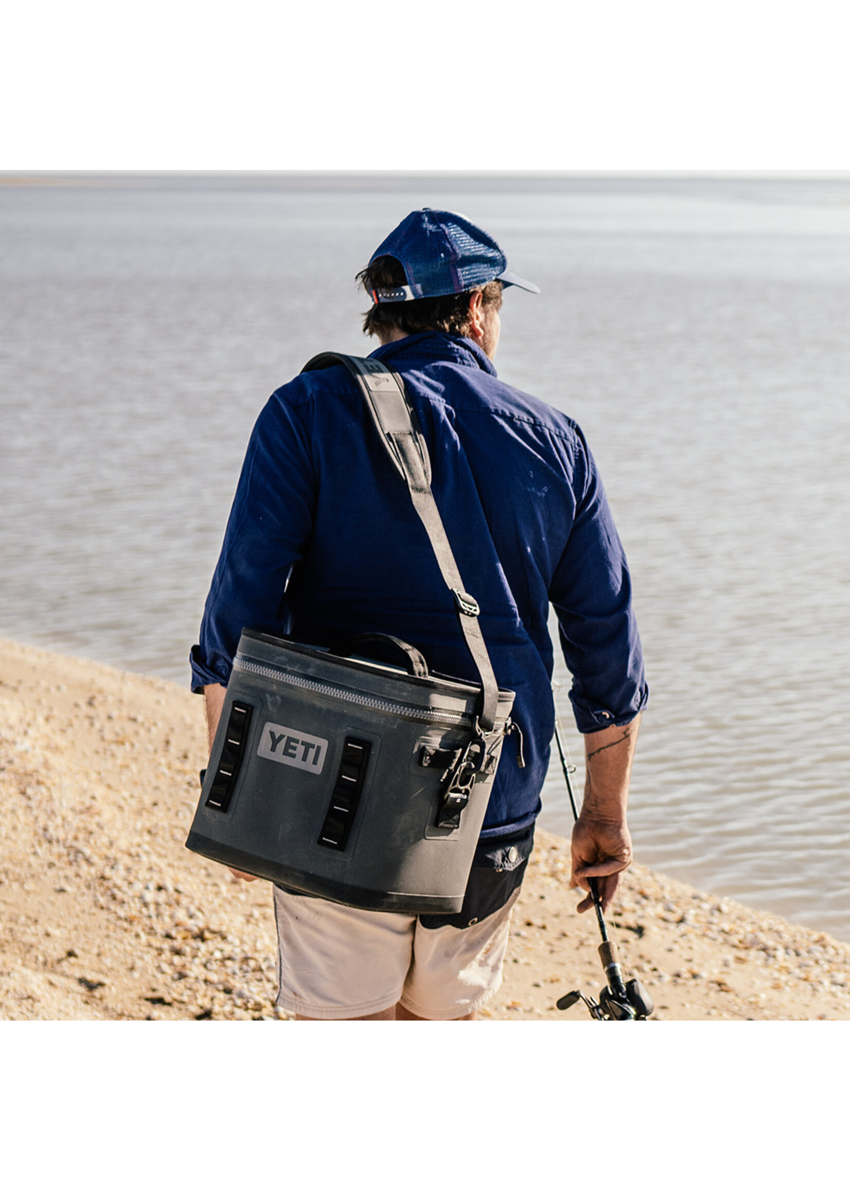 YETI Coolers Hopper Flip 12  Black