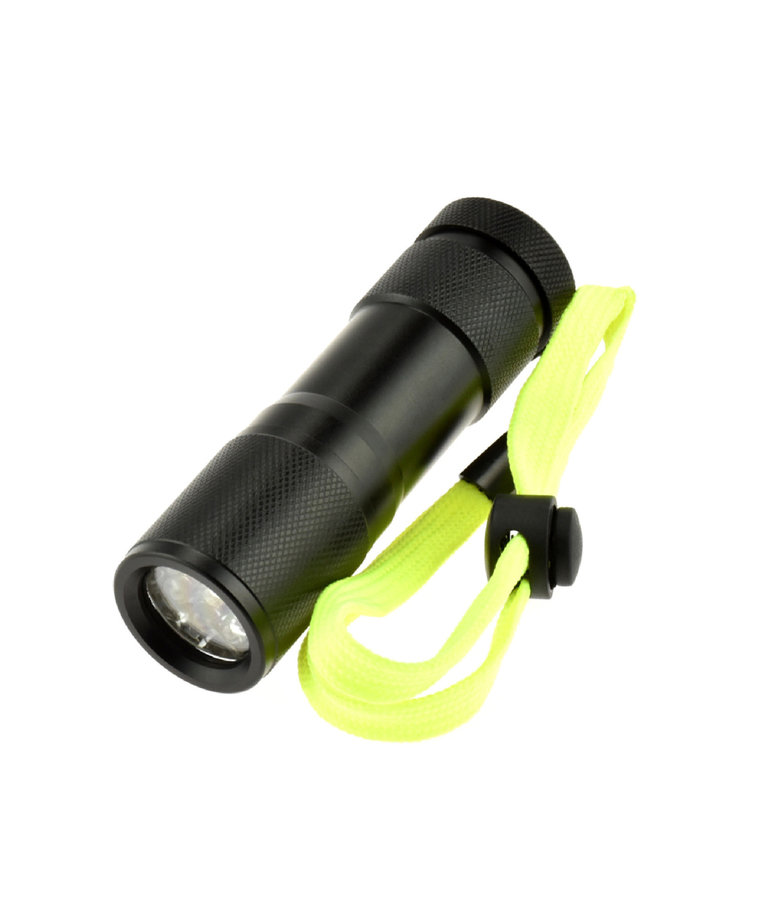 Sona SONA 4"/9 Led Black Waterproof Flashlight