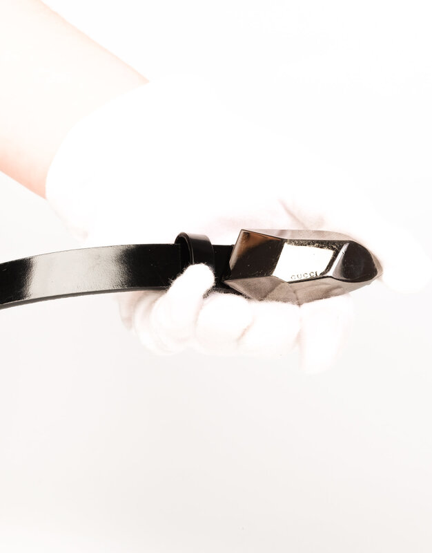 GUCCI GUCCI BLACK PATENT LEATHER BELT W LOGO BUCKLE (SIZE 85/34)