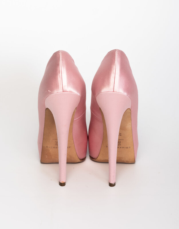 BRIAN ATWOOD PINK SATIN PUMPS (37.5 EU)