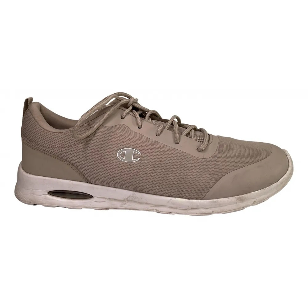 CHAMPION PUTTY BEIGE TENNIS SHOE (13 US) MENS