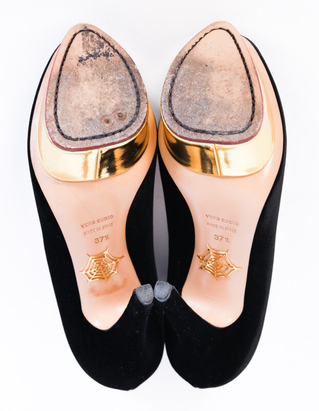CHARLOTTE OLYMPIA CHARLOTTE OLYMPIA DOLLY BLACK SUEDE PLATFORM PUMP (37.5 EU)