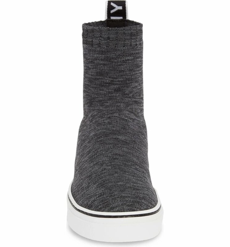 GIVENCHY GIVENCHY GEORGE V KNIT SOCK SLIP ON SNEAKERS GREY (42 EU) R$1200