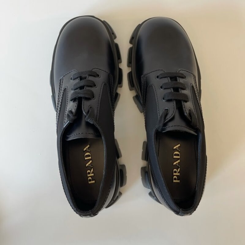 PRADA PRADA MONOLITH LEATHER LACE-UP DERBY SHOES (10 US)