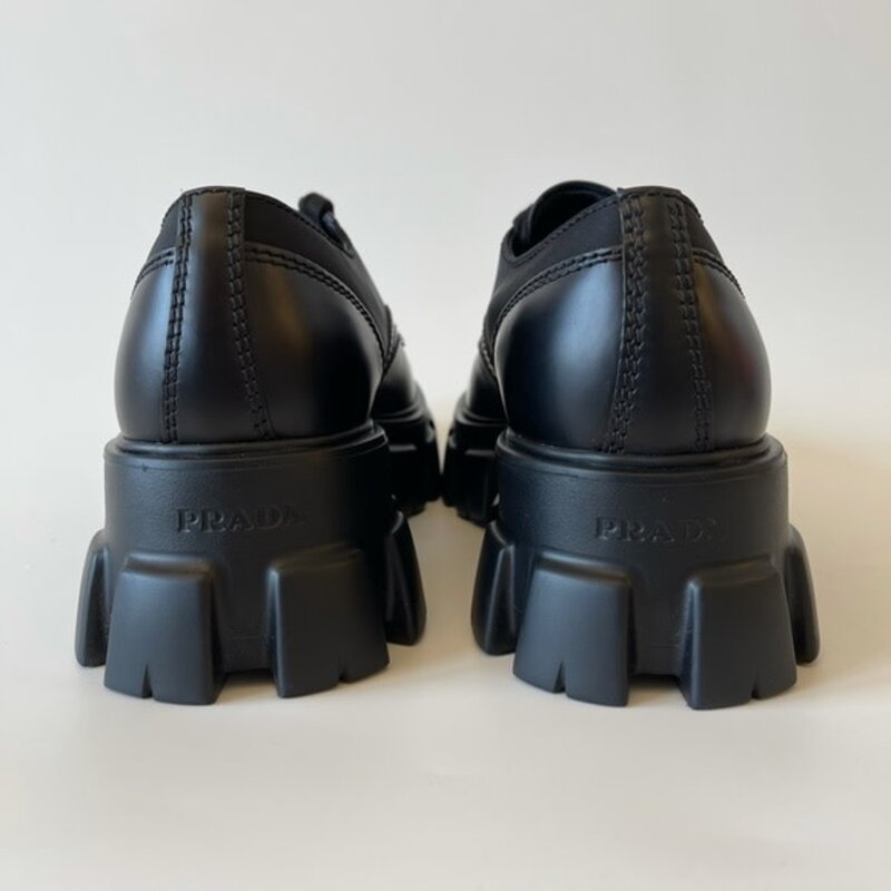 PRADA PRADA MONOLITH LEATHER LACE-UP DERBY SHOES (10 US)