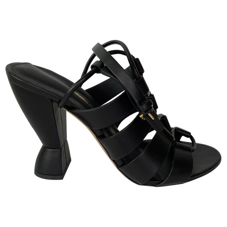 SCULPTED HEEL SANDAL BLACK (39 EU)