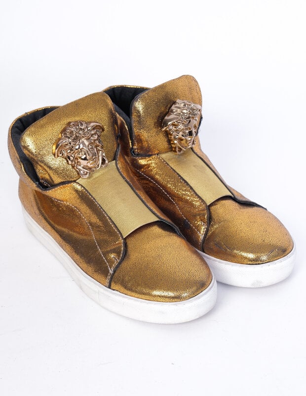 VERSACE GOLD LOGO SHOES (43 EU)