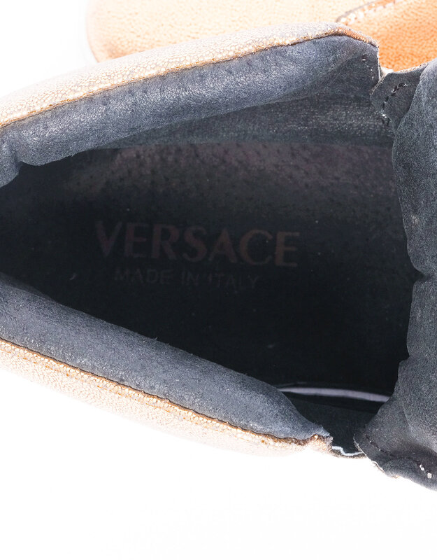 VERSACE GOLD LOGO SHOES (43 EU)