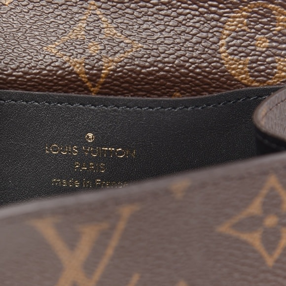 Daily multi pocket belt Louis Vuitton Brown size 80 cm in Other