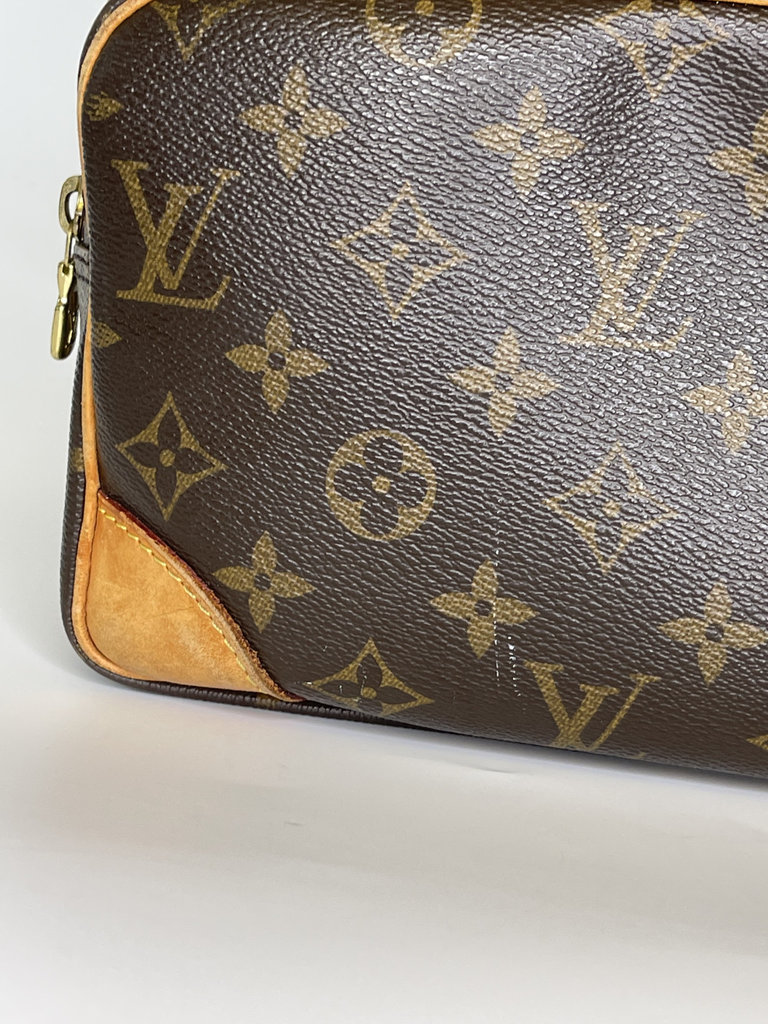 Louis Vuitton Nile Monogram Crossbody Shoulder Bag AR0096 – Exchange  Collectibles