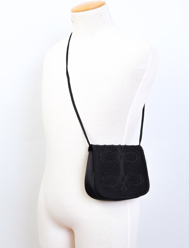 GIVENCHY GIVENCHY VINTAGE BLACK SATIN EMBROIDERY FLAP BAG
