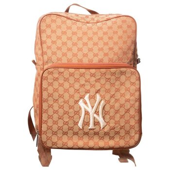 GUCCI GUCCI GG CANVAS NY BACKPACK SS19
