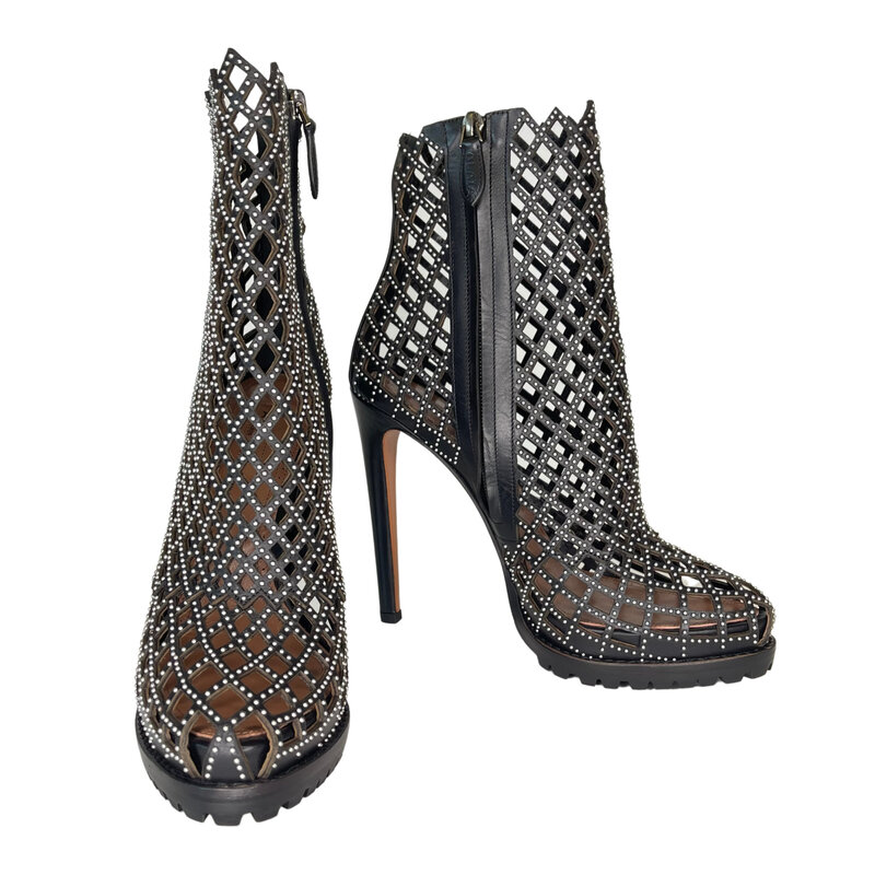 ALAIA ALAIA STUDDED STILETTO BOOTIE BLACK (39.5 EU)