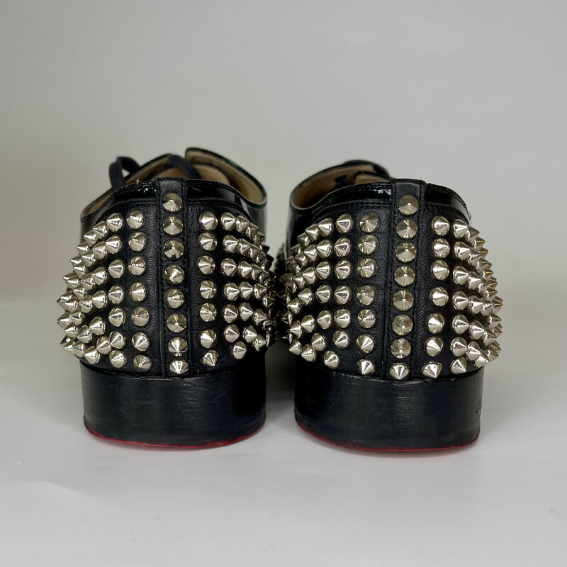 CHRISTIAN LOUBOUTIN CHRISTIAN LOUBOUTIN BLACK PATENT LEATHER SPIKED DAINDY OXFORDS (45 EU)