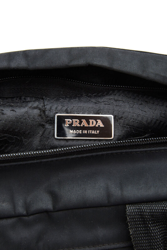 PRADA PRADA VINTAGE BLACK NYLONE BAULETTO