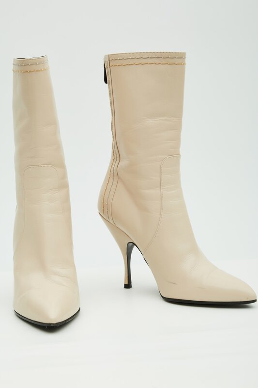 BOTTEGA VENETA BOTTEGA VENETA NEUTRALS BOOT HEEL MID CALF BOOTIE (EU 40)