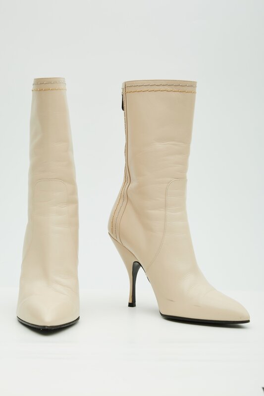 BOTTEGA VENETA BOTTEGA VENETA NEUTRALS BOOT HEEL MID CALF BOOTIE (EU 40)