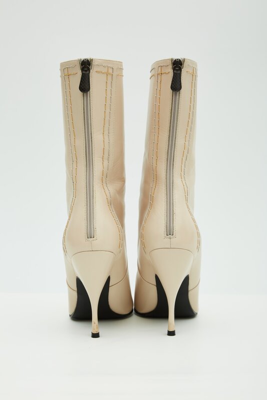 BOTTEGA VENETA BOTTEGA VENETA NEUTRALS BOOT HEEL MID CALF BOOTIE (EU 40)